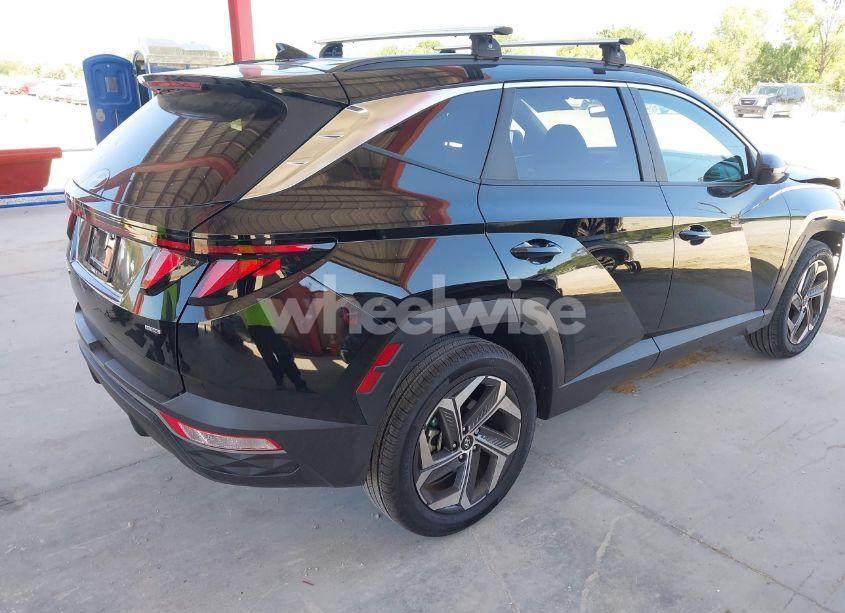 Photo 4 of 2024 Hyundai Tucson SEL (VIN 5NMJBCDE9RH420391)