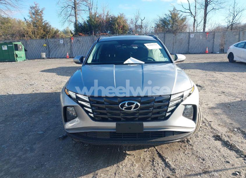 Photo 12 of 2024 Hyundai Tucson SEL (VIN 5NMJBCDE9RH428362)