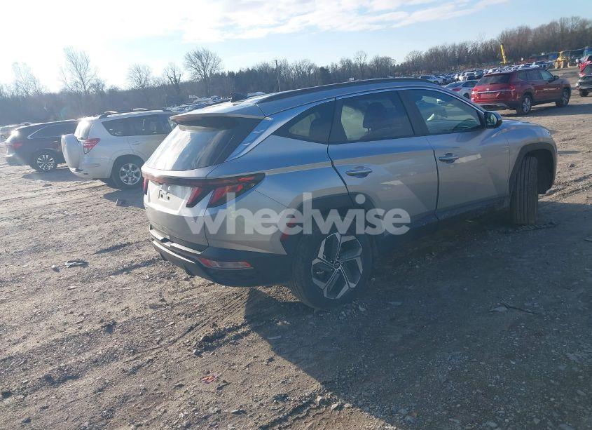 Photo 4 of 2024 Hyundai Tucson SEL (VIN 5NMJBCDE9RH428362)