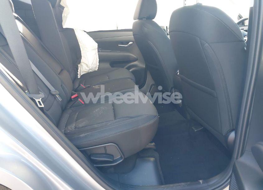 Photo 8 of 2024 Hyundai Tucson SEL (VIN 5NMJBCDE9RH428362)