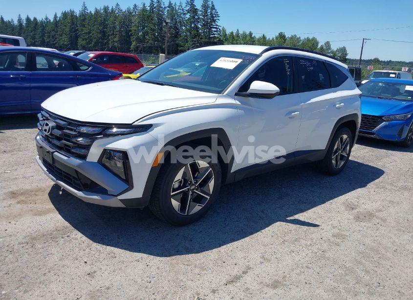 Photo 2 of 2025 Hyundai Tucson SEL (VIN 5NMJBCDE9SH459813)