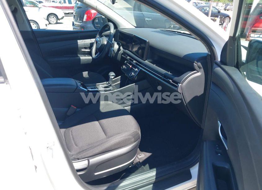 Photo 5 of 2025 Hyundai Tucson SEL (VIN 5NMJBCDE9SH459813)