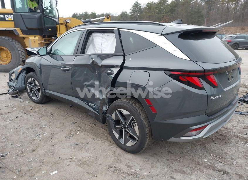 Photo 3 of 2025 Hyundai Tucson SEL (VIN 5NMJBCDE9SH461058)