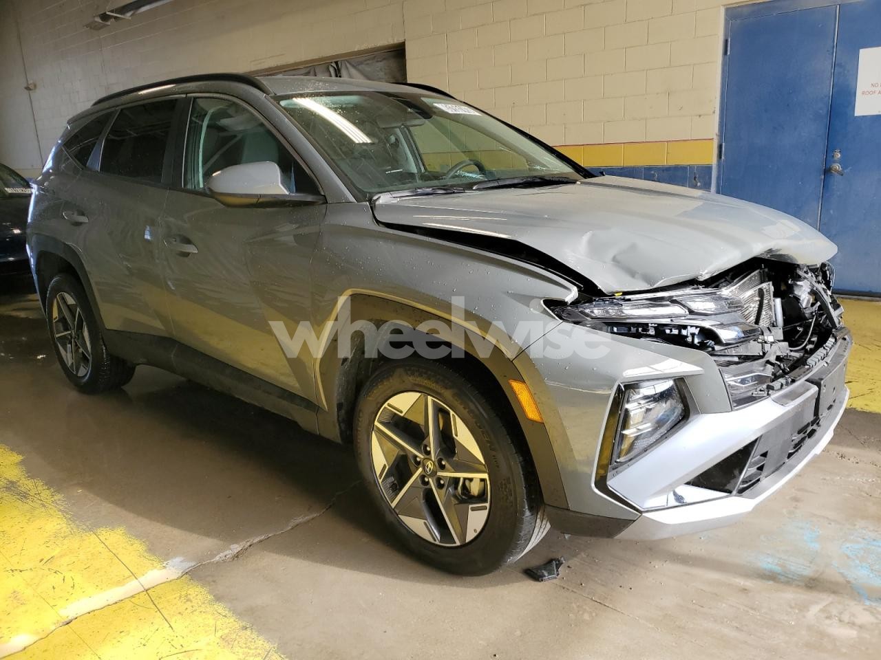 Photo 4 of 2025 HYUNDAI TUCSON SEL (VIN 5NMJBCDE9SH505107)