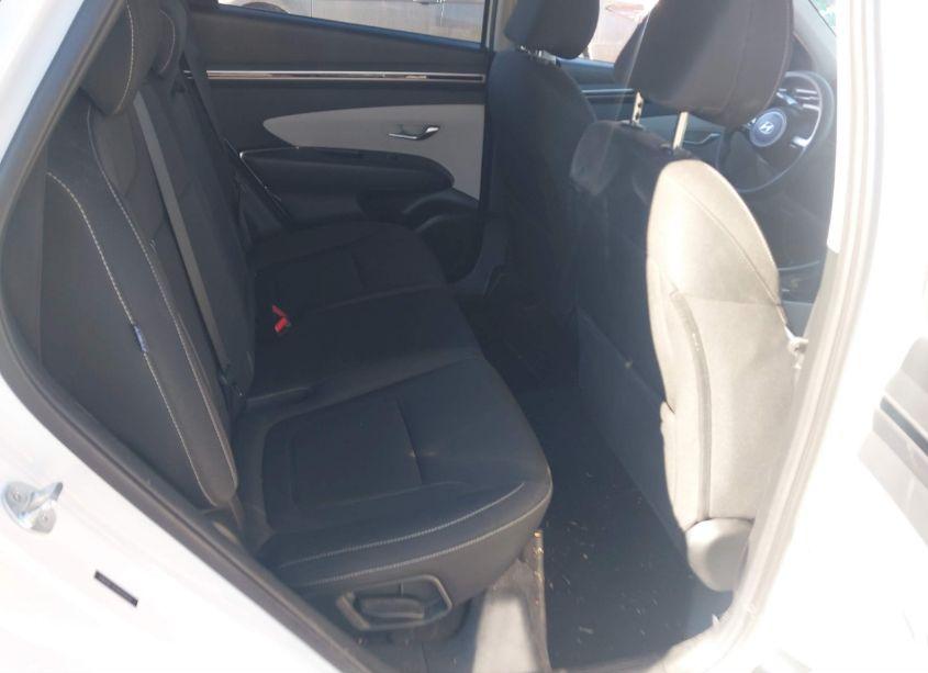Photo 8 of 2024 Hyundai Tucson SEL (VIN 5NMJBCDEXRH324267)
