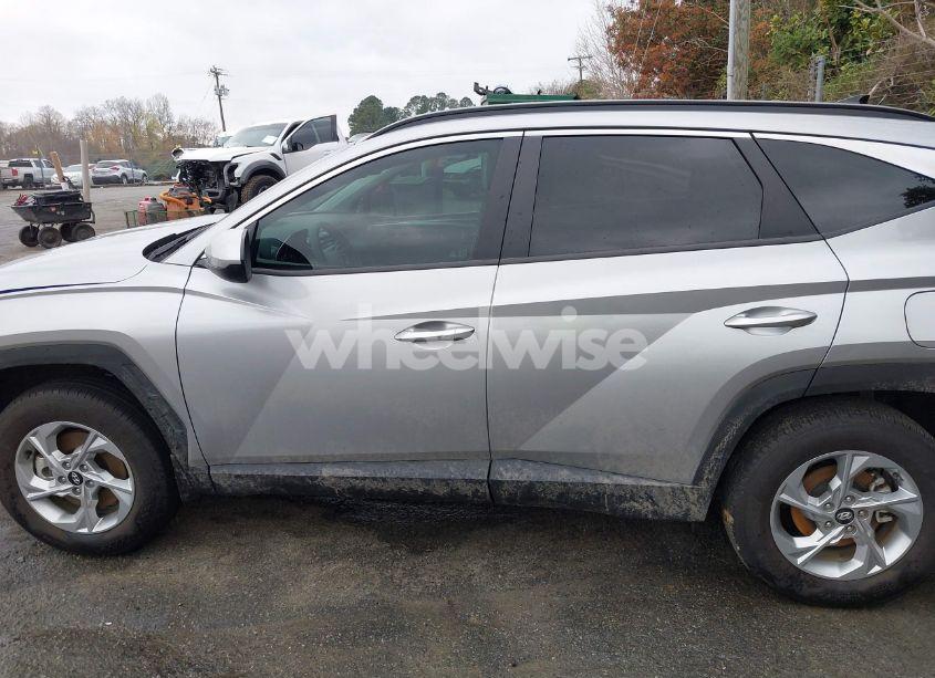 Photo 14 of 2024 Hyundai Tucson SEL (VIN 5NMJBCDEXRH404720)