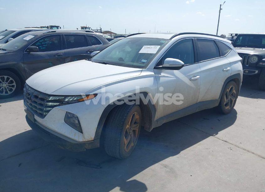 Photo 2 of 2022 Hyundai Tucson SEL (VIN 5NMJC3AE2NH126472)