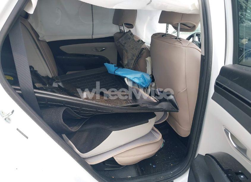 Photo 8 of 2022 Hyundai Tucson SEL (VIN 5NMJC3AE3NH057663)