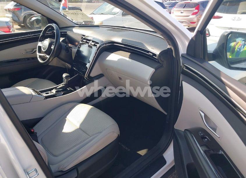 Photo 5 of 2022 Hyundai Tucson SEL (VIN 5NMJC3AE8NH120904)