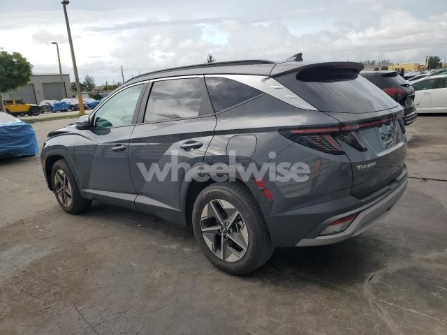 Photo 2 of 2025 HYUNDAI TUCSON SEL (VIN 5NMJC3DE5SH480588)