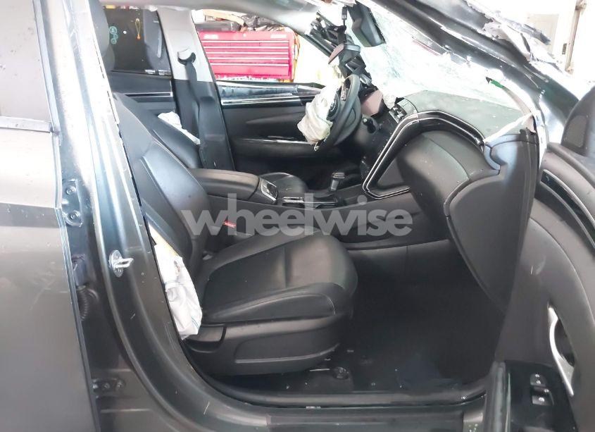 Photo 5 of 2022 Hyundai Tucson SEL (VIN 5NMJCCAE8NH008927)