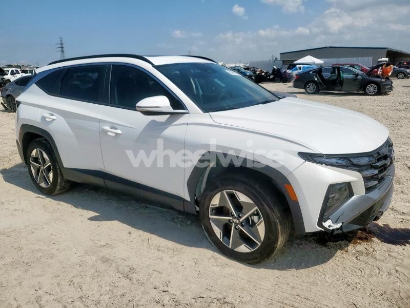 Photo 8 of 2025 HYUNDAI TUCSON SEL (VIN 5NMJCCDE1SH444512)