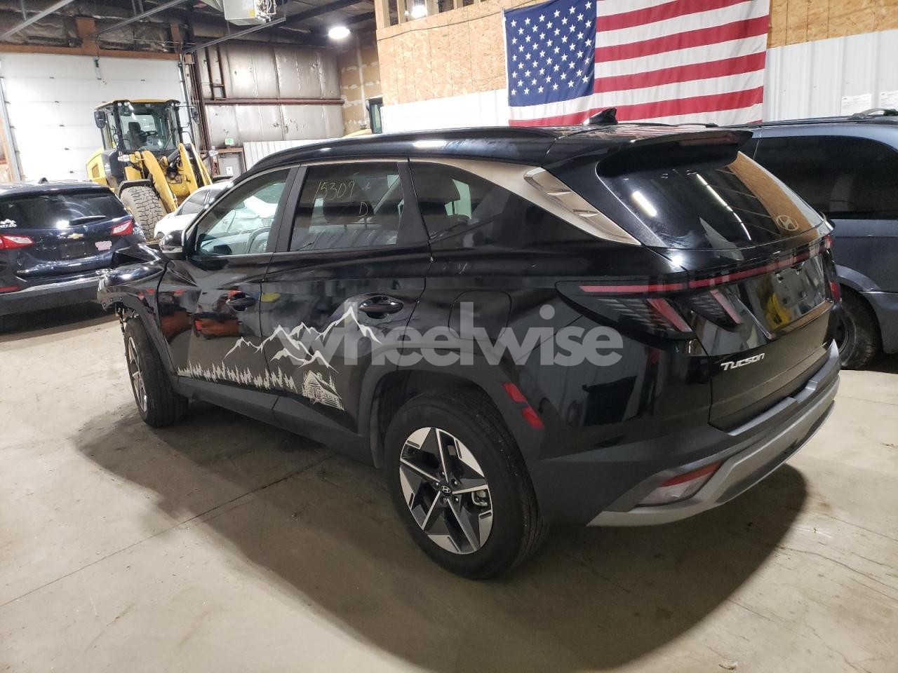 Photo 2 of 2025 HYUNDAI TUCSON SEL (VIN 5NMJCCDE5SH464083)