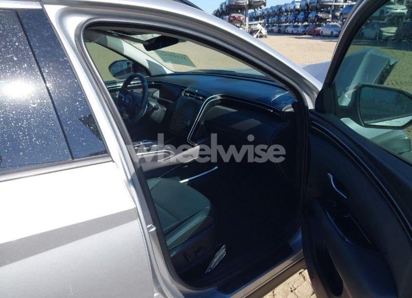 Photo 5 of 2023 Hyundai Tucson LIMITED (VIN 5NMJE3AE2PH168119)