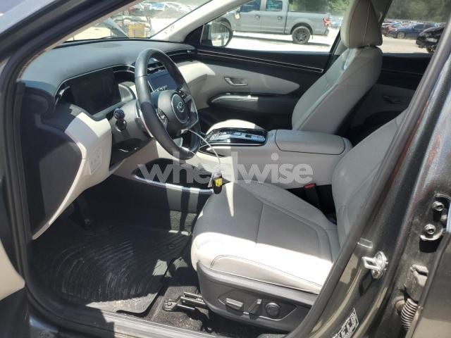 Photo 2 of 2022 HYUNDAI TUCSON LIMITED (VIN 5NMJE3AE3NH074859)