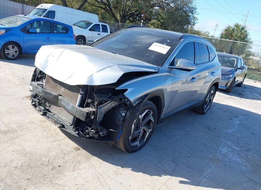 Photo 2 of 2022 Hyundai Tucson LIMITED (VIN 5NMJE3AE4NH026805)