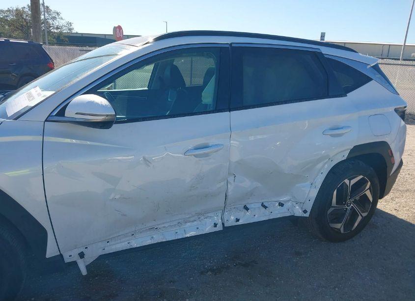 Photo 6 of 2022 Hyundai Tucson LIMITED (VIN 5NMJE3AE4NH042549)