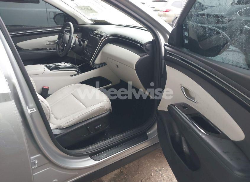 Photo 5 of 2022 Hyundai Tucson LIMITED (VIN 5NMJE3AE8NH083363)