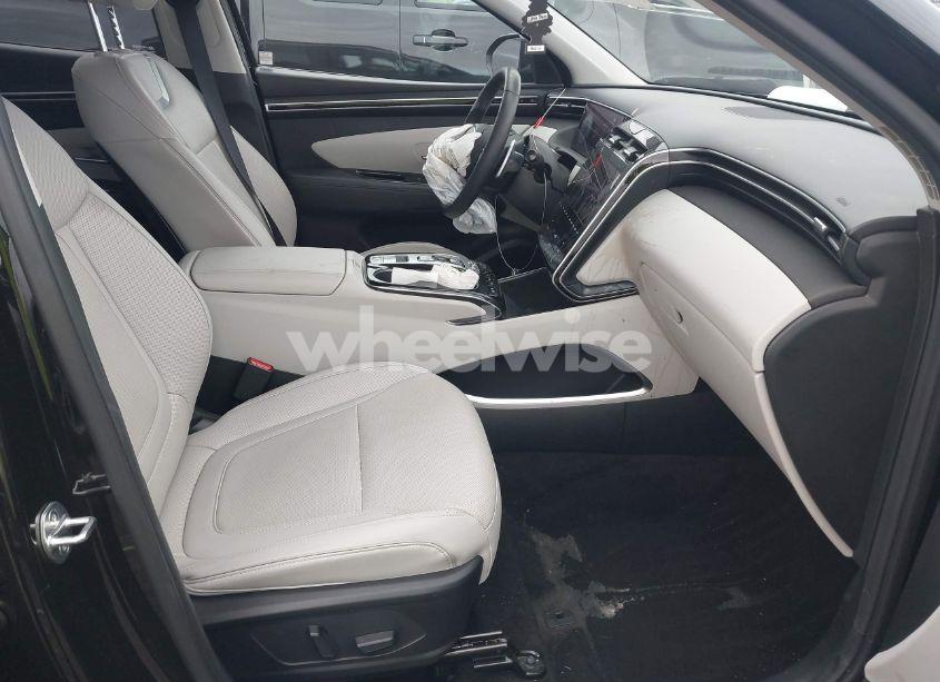Photo 5 of 2023 Hyundai Tucson LIMITED (VIN 5NMJE3AE8PH280830)