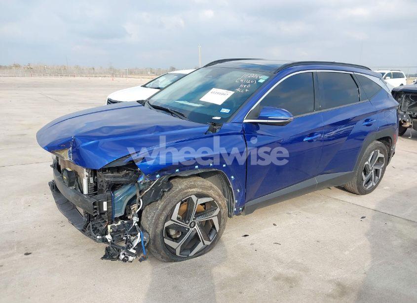 Photo 2 of 2022 Hyundai Tucson LIMITED (VIN 5NMJE3AEXNH096969)