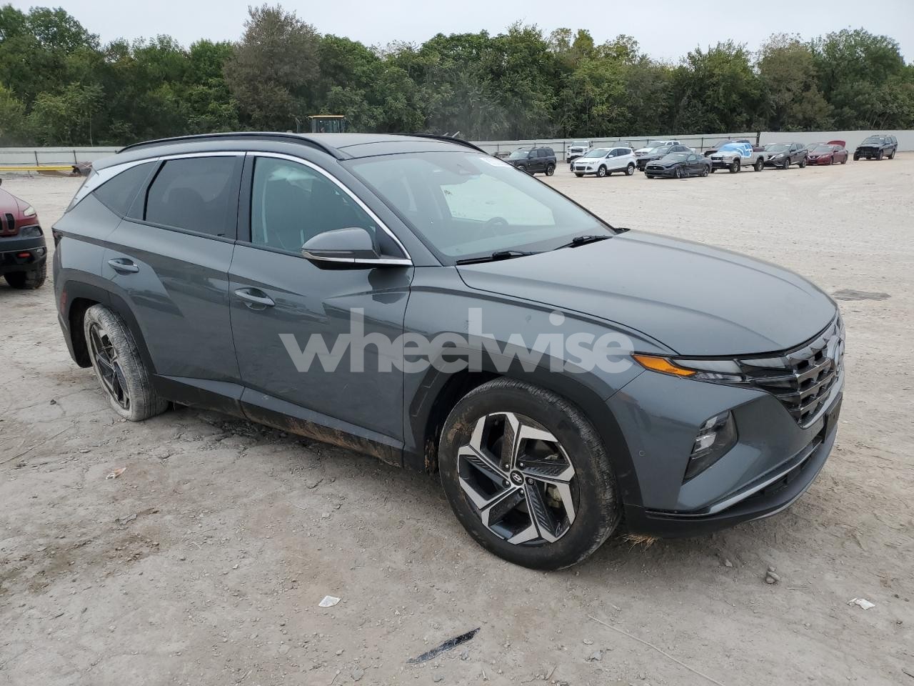 Photo 4 of 2024 HYUNDAI TUCSON LIMITED (VIN 5NMJE3DE0RH299676)