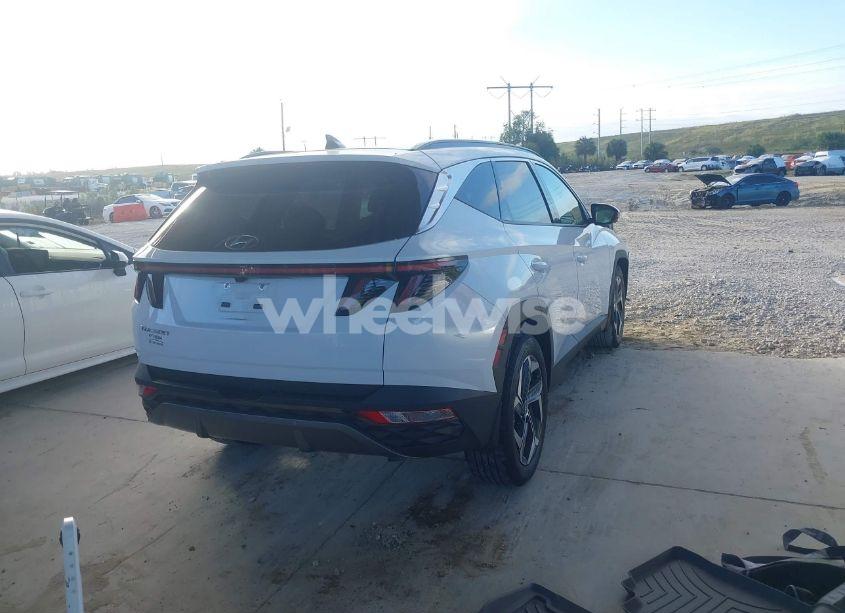Photo 4 of 2024 Hyundai Tucson LIMITED (VIN 5NMJE3DE1RH334578)