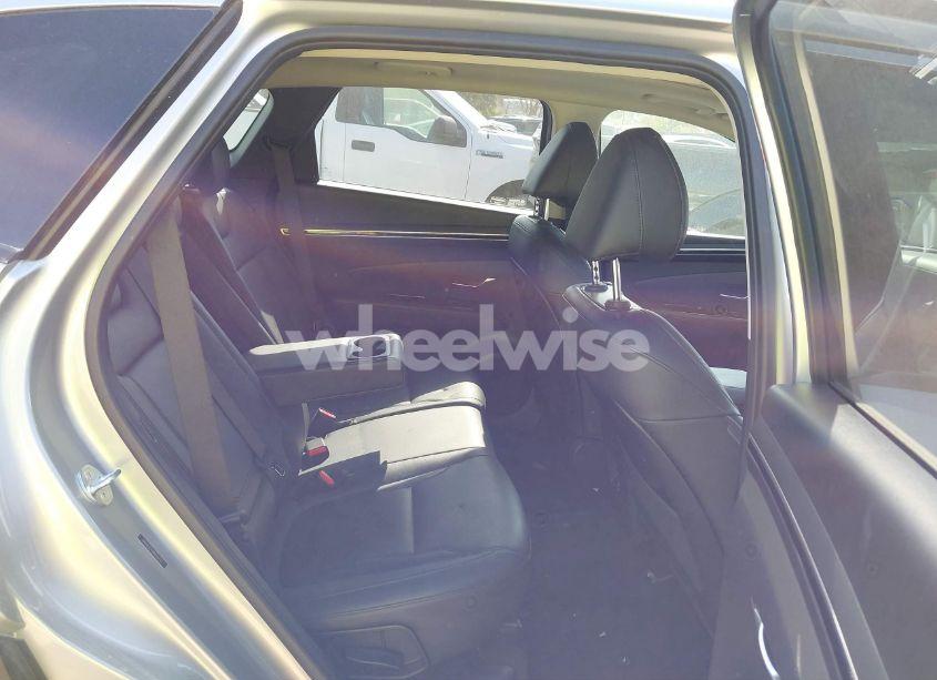 Photo 8 of 2024 Hyundai Tucson LIMITED (VIN 5NMJE3DE3RH316759)