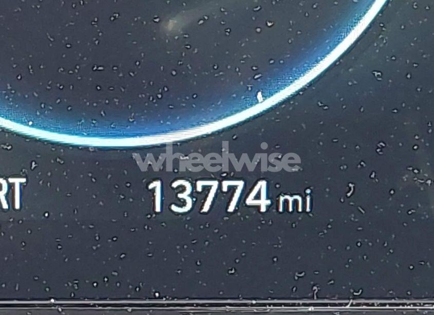 Photo 16 of 2024 Hyundai Tucson LIMITED (VIN 5NMJE3DE4RH346935)