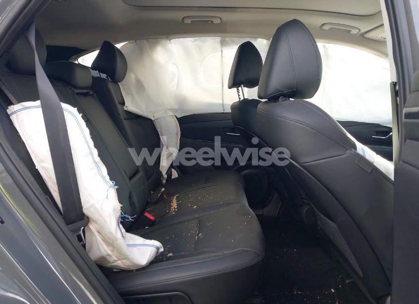 Photo 8 of 2024 Hyundai Tucson LIMITED (VIN 5NMJE3DE5RH317864)