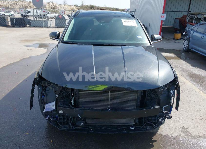 Photo 13 of 2024 Hyundai Tucson LIMITED (VIN 5NMJE3DE5RH325575)