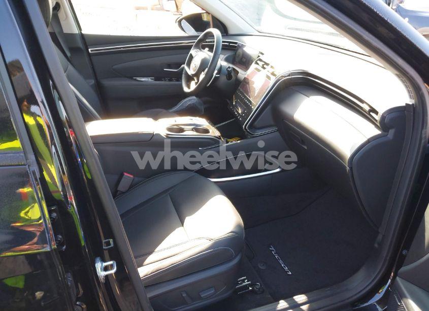 Photo 5 of 2024 Hyundai Tucson LIMITED (VIN 5NMJE3DE9RH366243)