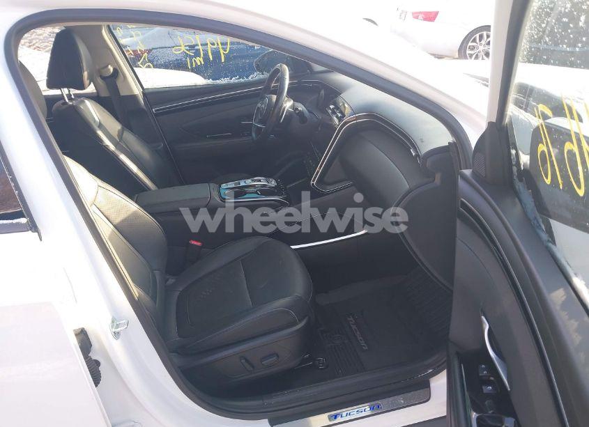 Photo 5 of 2022 Hyundai Tucson LIMITED (VIN 5NMJECAE0NH023318)