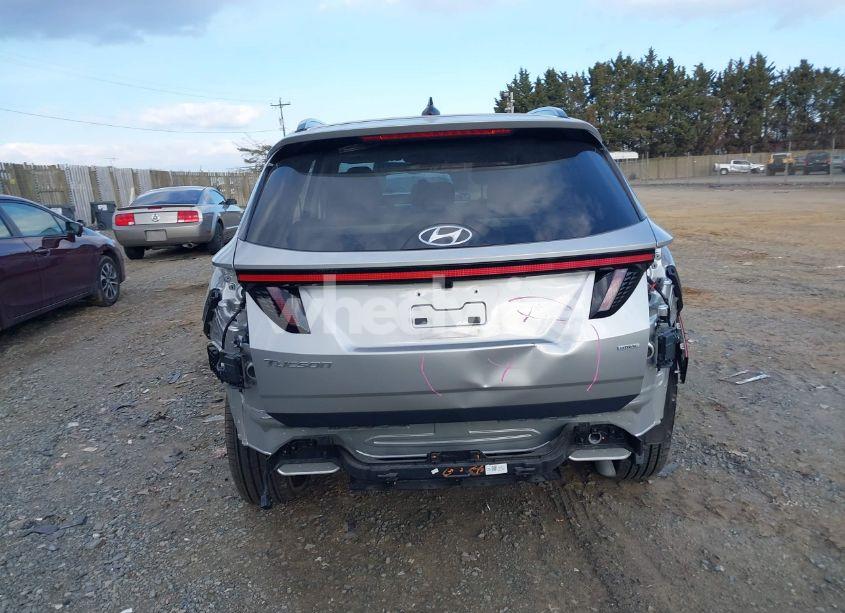 Photo 16 of 2023 Hyundai Tucson LIMITED (VIN 5NMJECAE1PH227659)