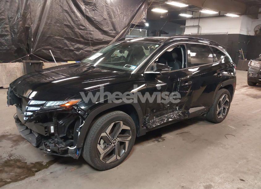 Photo 2 of 2023 Hyundai Tucson LIMITED (VIN 5NMJECAE1PH230867)