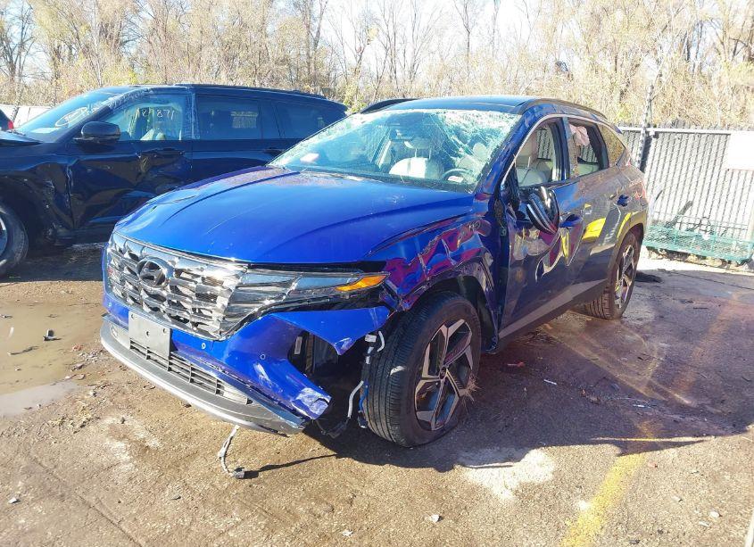 Photo 2 of 2022 Hyundai Tucson LIMITED (VIN 5NMJECAE2NH107477)