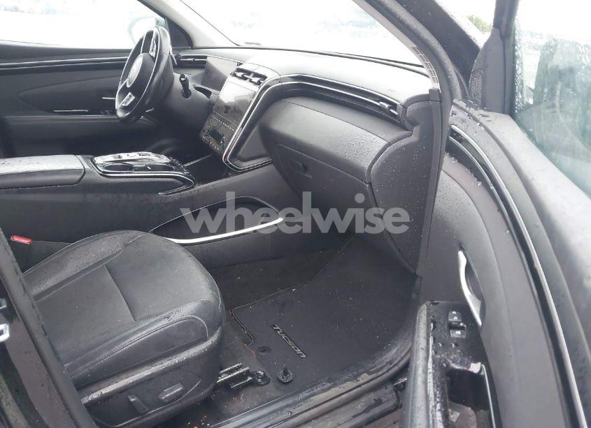 Photo 5 of 2022 Hyundai Tucson LIMITED (VIN 5NMJECAE3NH032448)