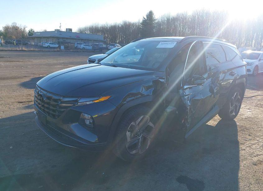 Photo 2 of 2022 Hyundai Tucson LIMITED (VIN 5NMJECAE3NH047886)