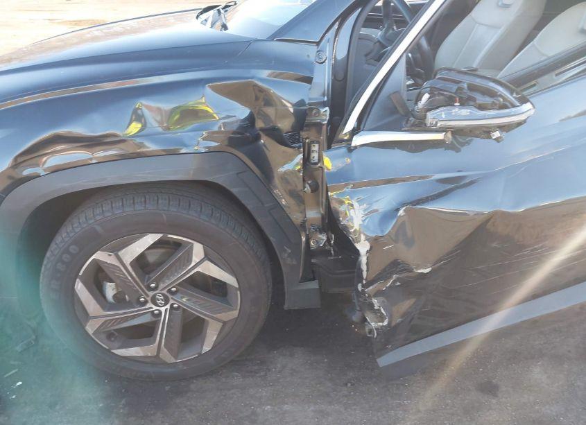 Photo 6 of 2022 Hyundai Tucson LIMITED (VIN 5NMJECAE3NH047886)