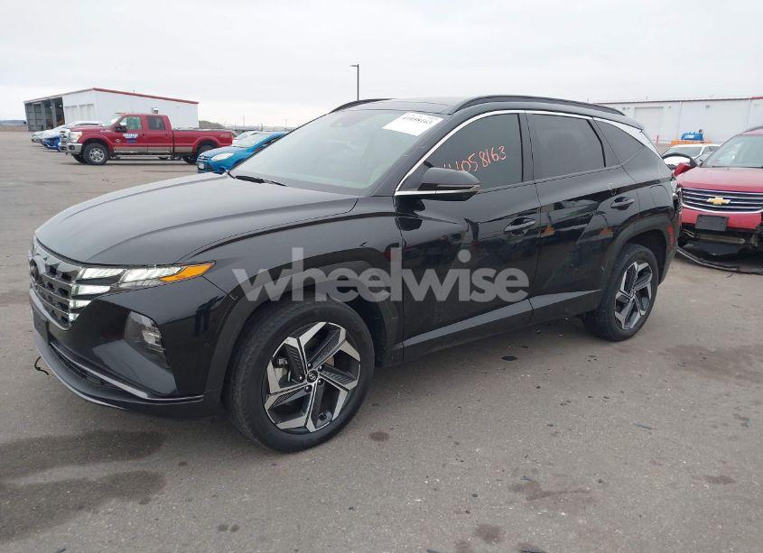 Photo 2 of 2022 Hyundai Tucson LIMITED (VIN 5NMJECAE3NH085814)