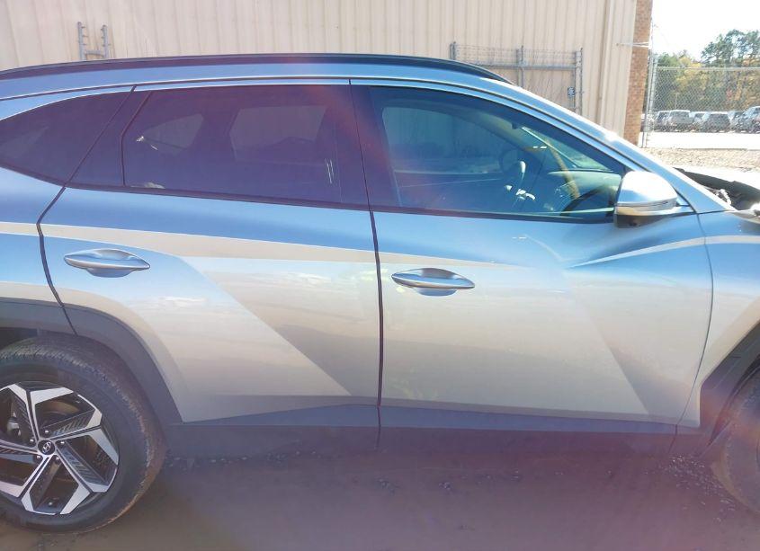 Photo 14 of 2023 Hyundai Tucson LIMITED (VIN 5NMJECAE3PH188038)