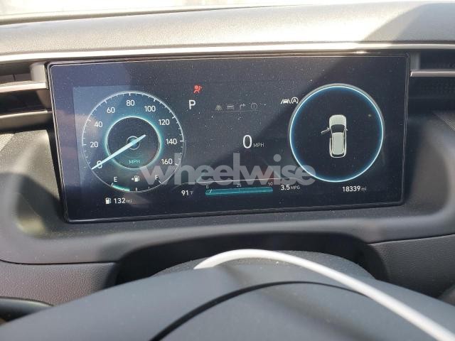 Photo 5 of 2023 HYUNDAI TUCSON LIMITED (VIN 5NMJECAE3PH272294)