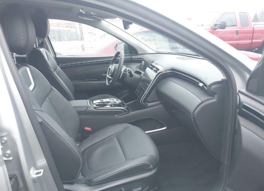 Photo 5 of 2023 Hyundai Tucson LIMITED (VIN 5NMJECAE3PH289161)