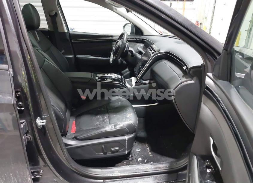 Photo 5 of 2023 Hyundai Tucson LIMITED (VIN 5NMJECAE4PH182572)