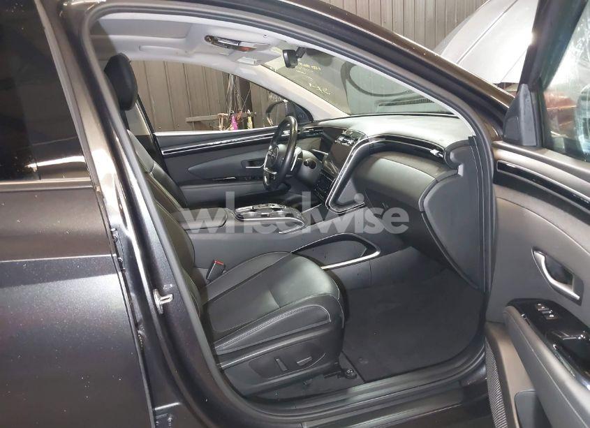 Photo 5 of 2023 Hyundai Tucson LIMITED (VIN 5NMJECAE4PH243239)