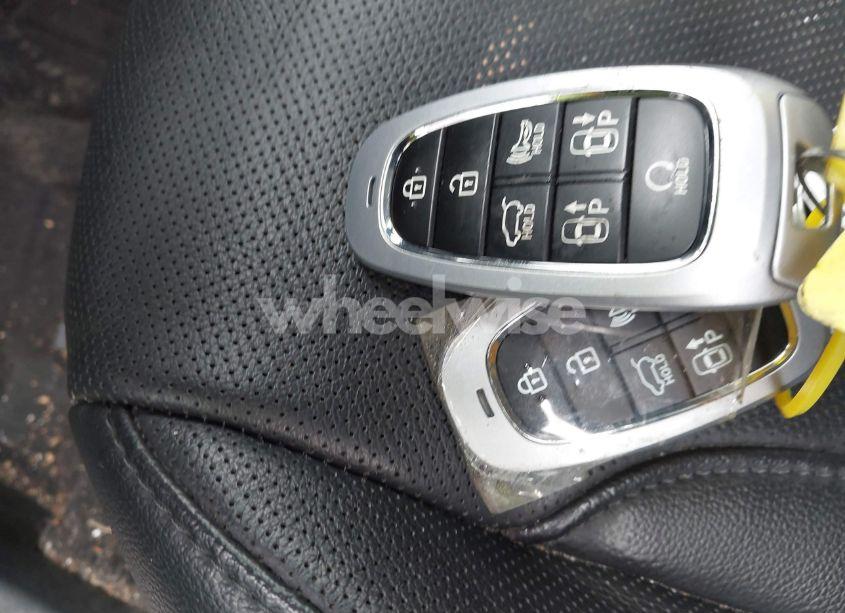 Photo 11 of 2023 Hyundai Tucson LIMITED (VIN 5NMJECAE4PH252619)