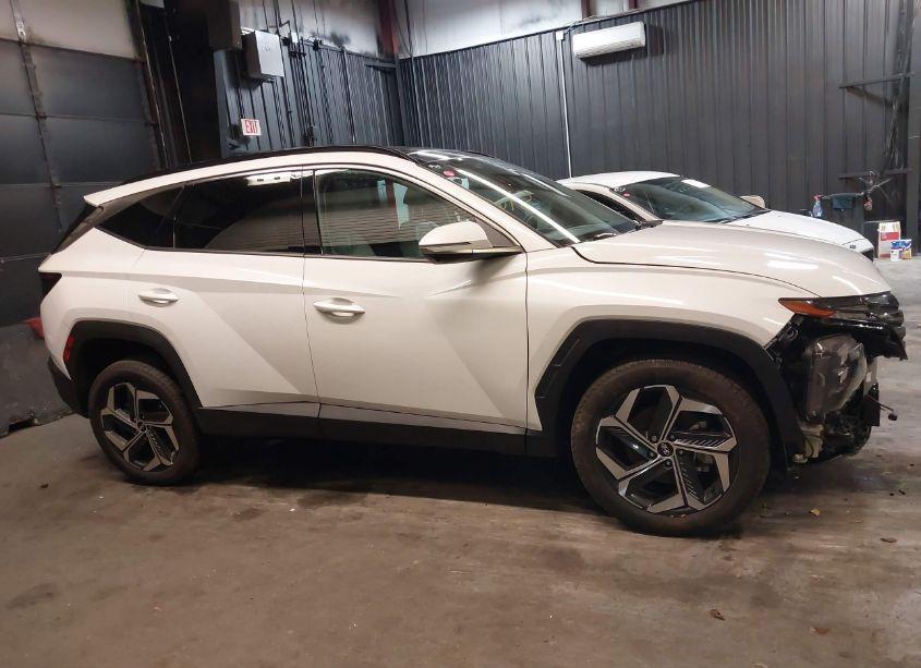 Photo 14 of 2022 Hyundai Tucson LIMITED (VIN 5NMJECAE5NH109143)