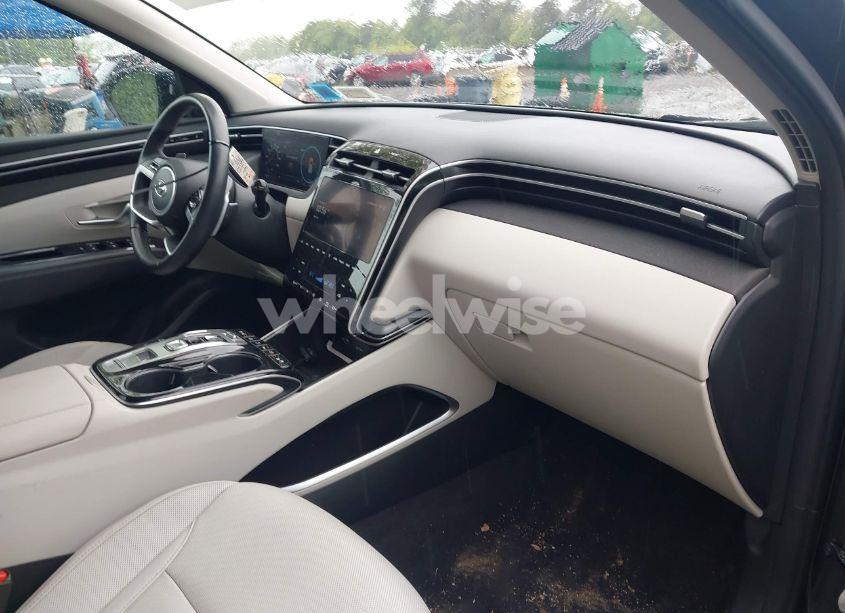 Photo 5 of 2023 Hyundai Tucson LIMITED (VIN 5NMJECAE8PH280116)