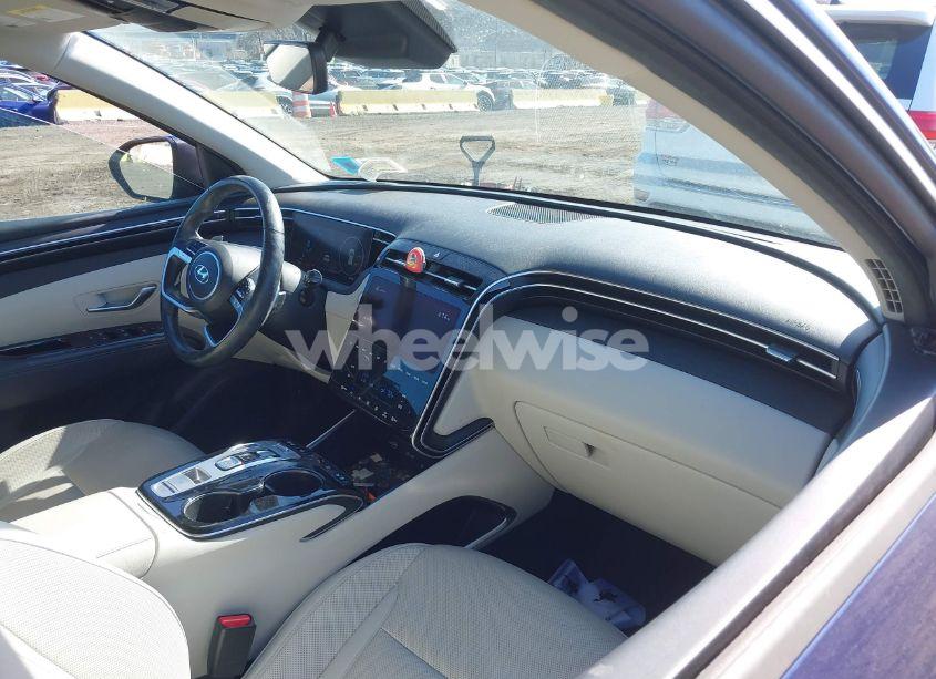 Photo 5 of 2022 Hyundai Tucson LIMITED (VIN 5NMJECAE9NH014293)