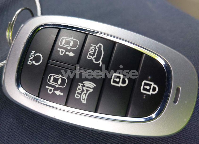 Photo 11 of 2023 Hyundai Tucson LIMITED (VIN 5NMJECAE9PH168750)