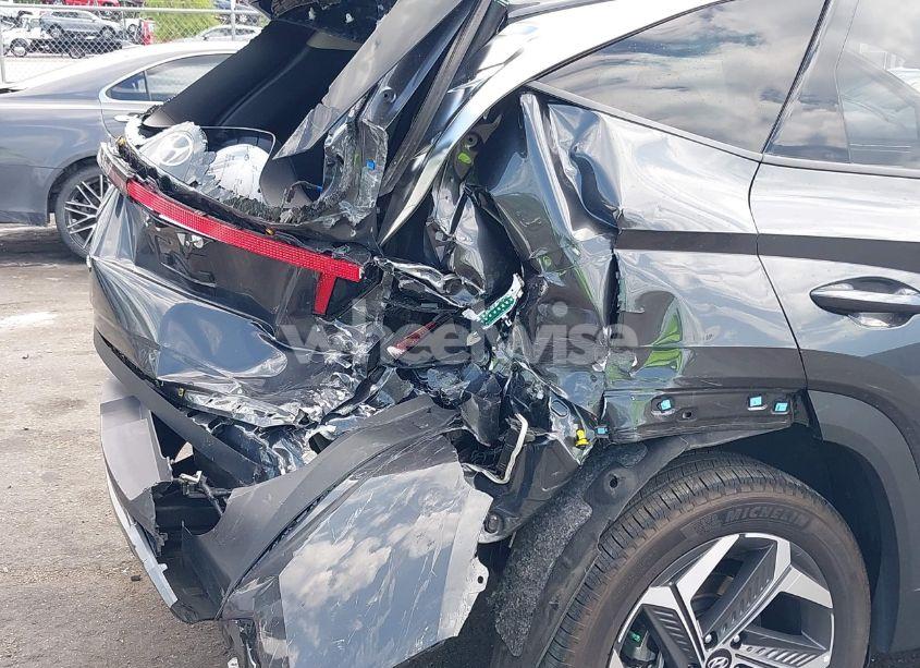 Photo 6 of 2023 Hyundai Tucson LIMITED (VIN 5NMJECAE9PH168750)